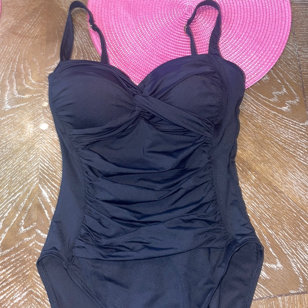 La Blanca tummy shaping bathing suit